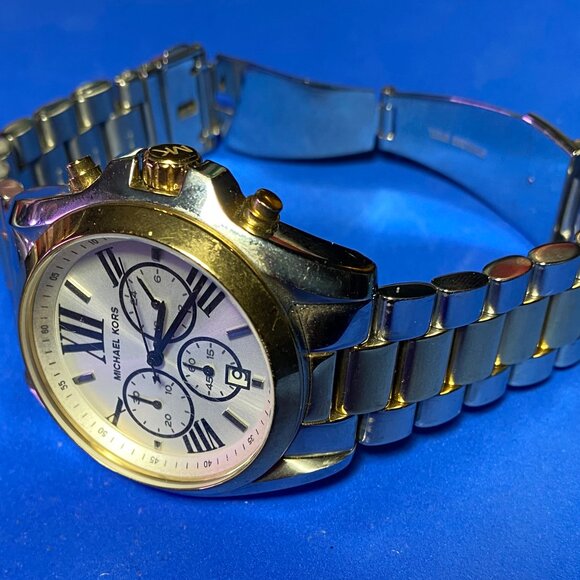 Michael Kors Bradshaw Chronograph Watch - Picture 6 of 6